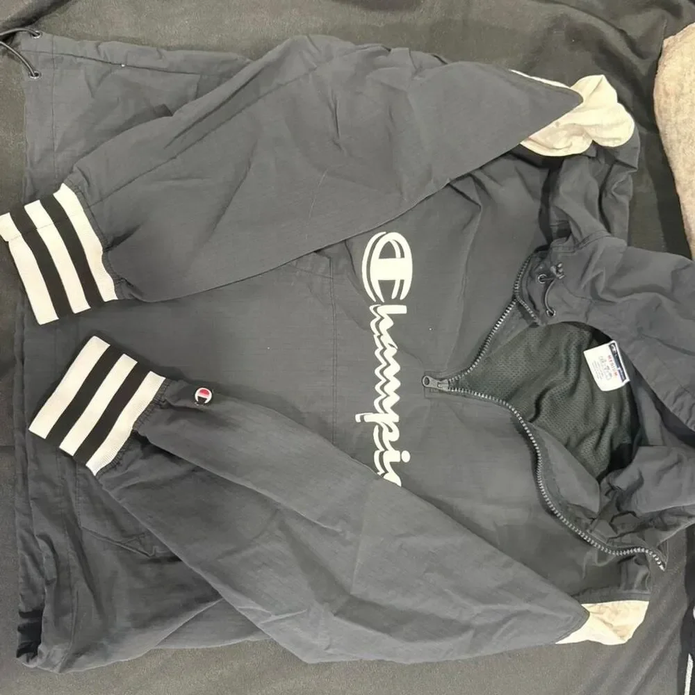 Champion Men's Black and Grey Jacket